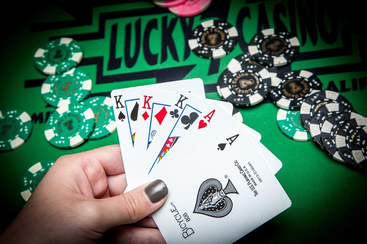 Lucky 7 Casino & Hotel Smith River المظهر الخارجي الصورة